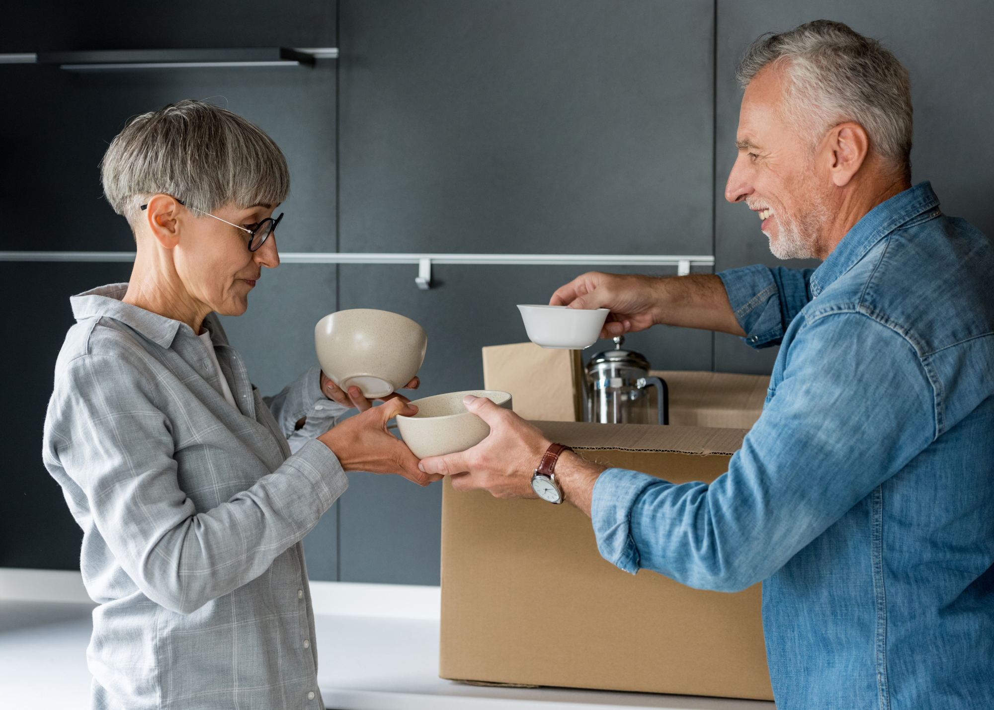 Starint Senior Moving Services für reibungslose und stressfreie Umzüge.